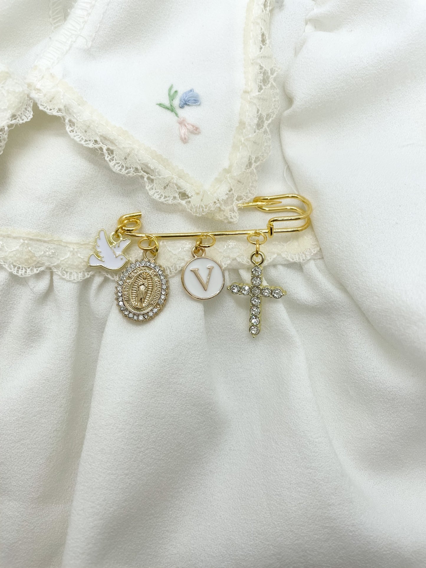Personalised Gold Baby Keepsake Safety pin brooch - 3 loop
