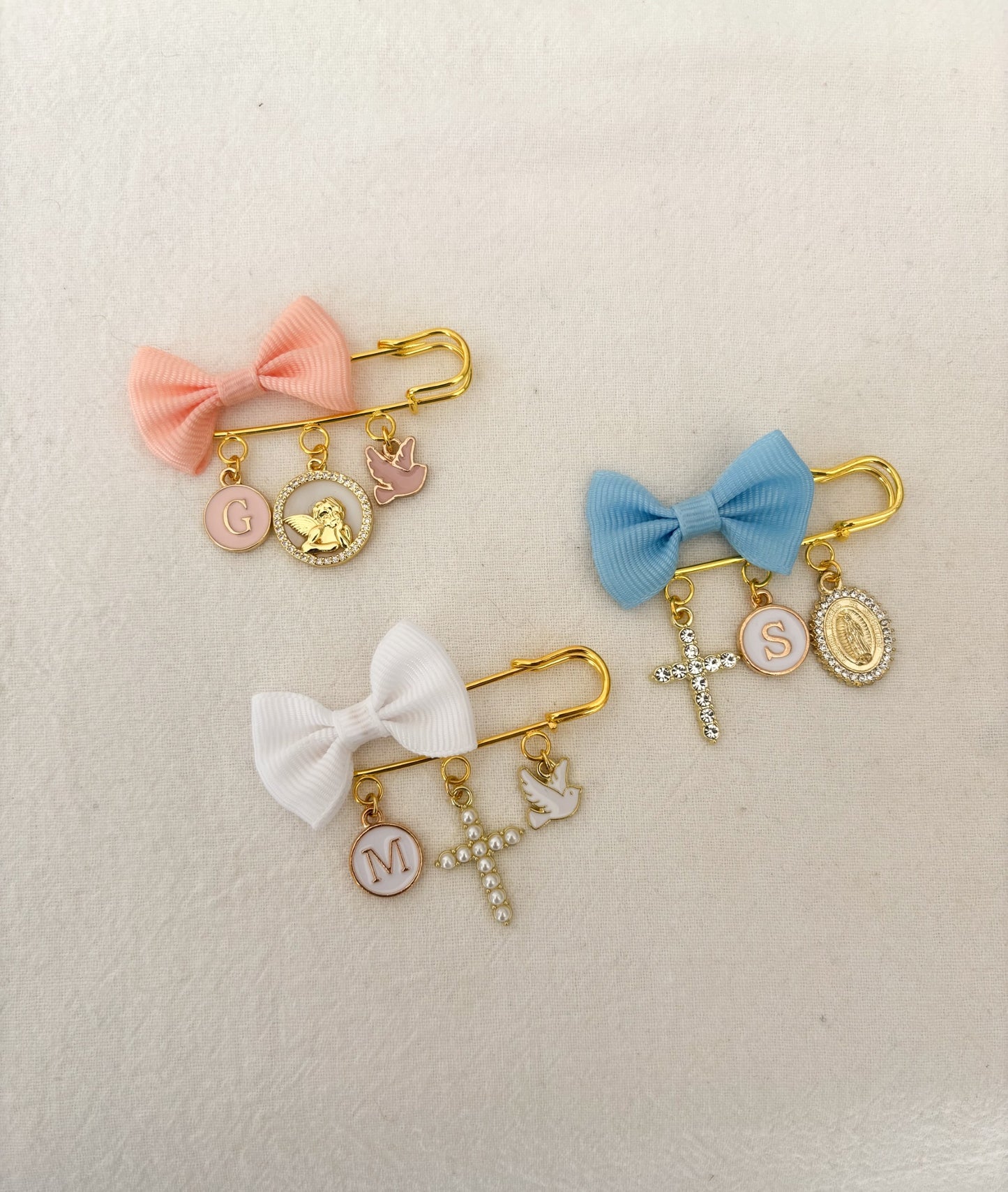 Personalised Gold Bow pin Keepsake