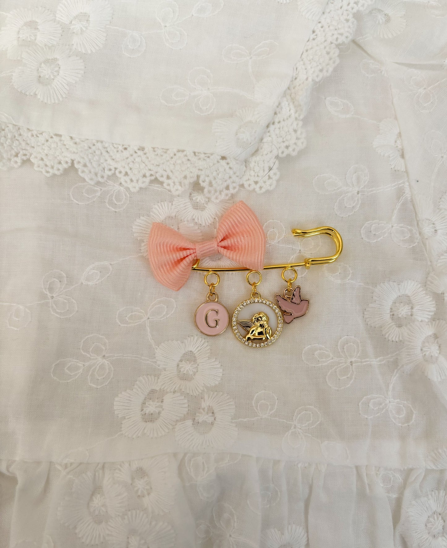 Personalised Gold Bow pin Keepsake