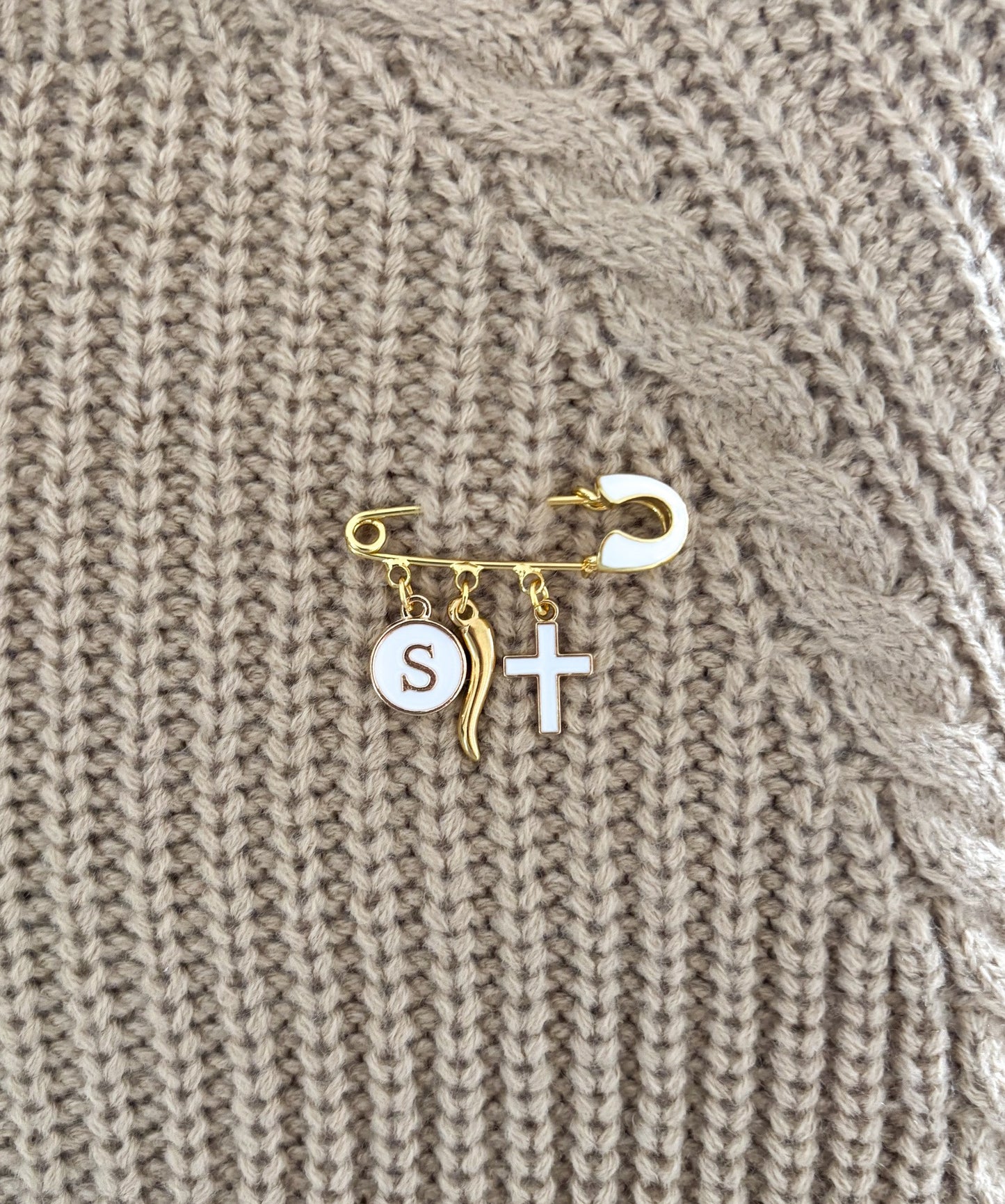 Gold Italian Horn Cornicello Protective Pin