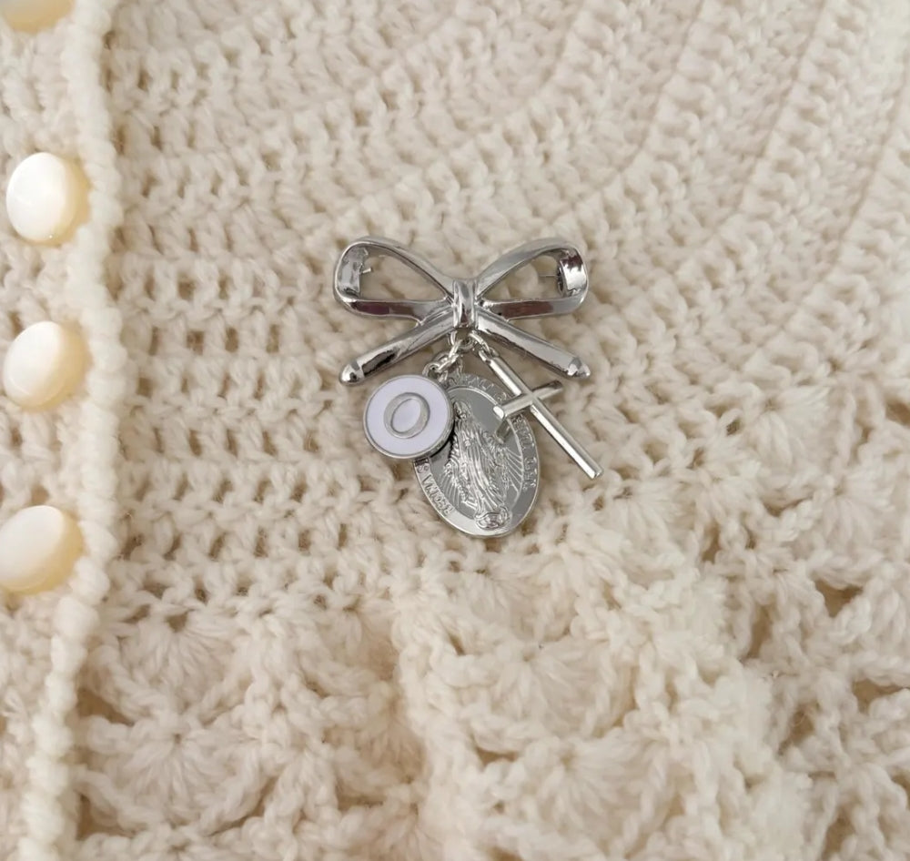 Catholic Virgin Mary Personalised Protection bow brooch - Silver
